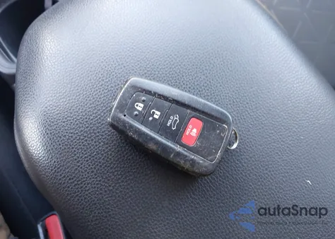 2021 Toyota Rav4 Xle from USA, damaged, VIN 2T3W1RFV9MC156801